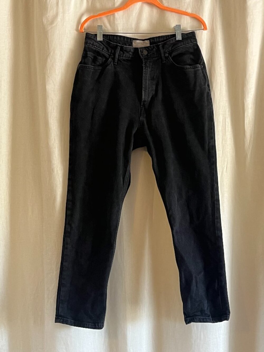 Everlane Black cheeky Jean